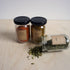 Ronde kruidenpotjes met kraft labels