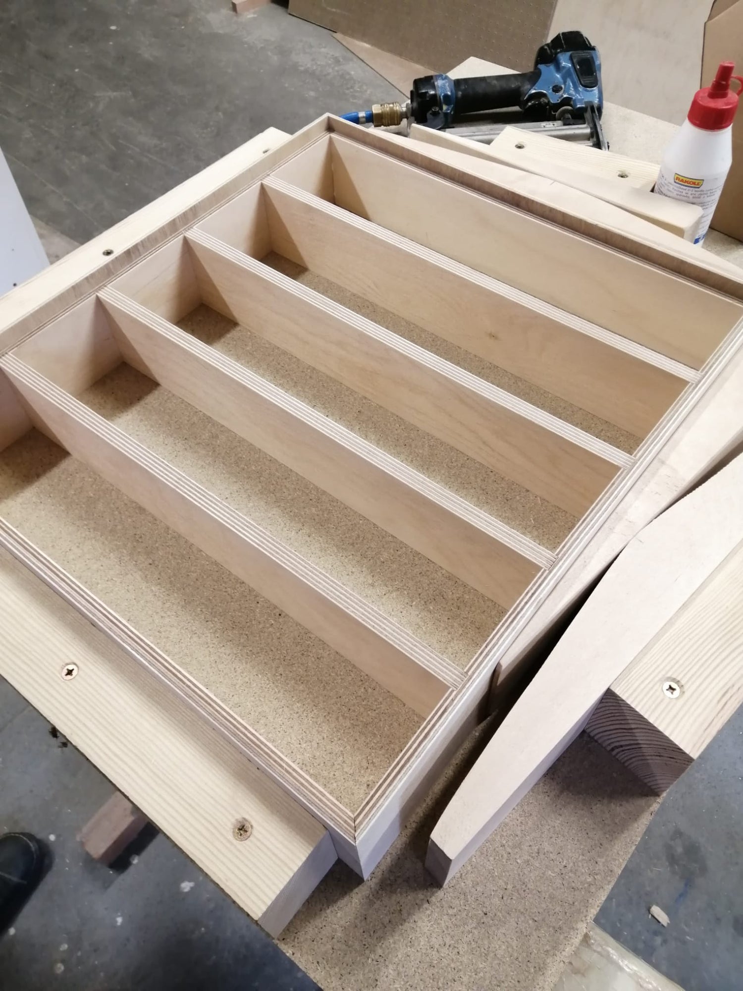 Onze materialen: berken multiplex
