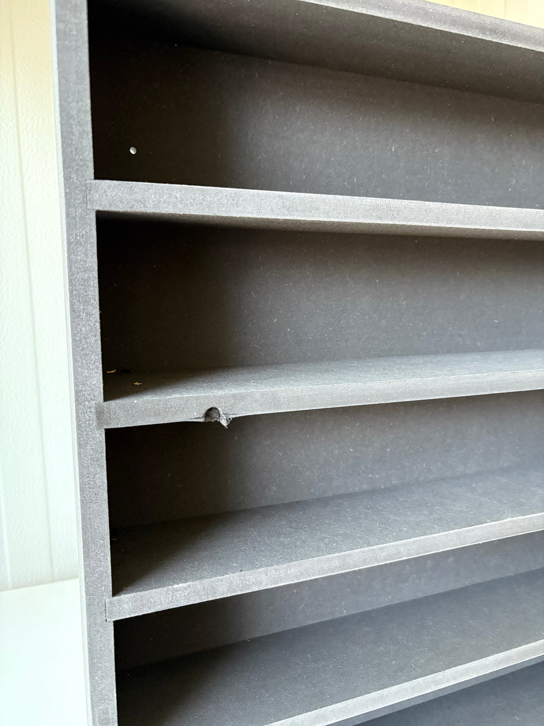 Tweede kans: Zwart kruidenrek ( Inclusief 40 vierkante potjes)